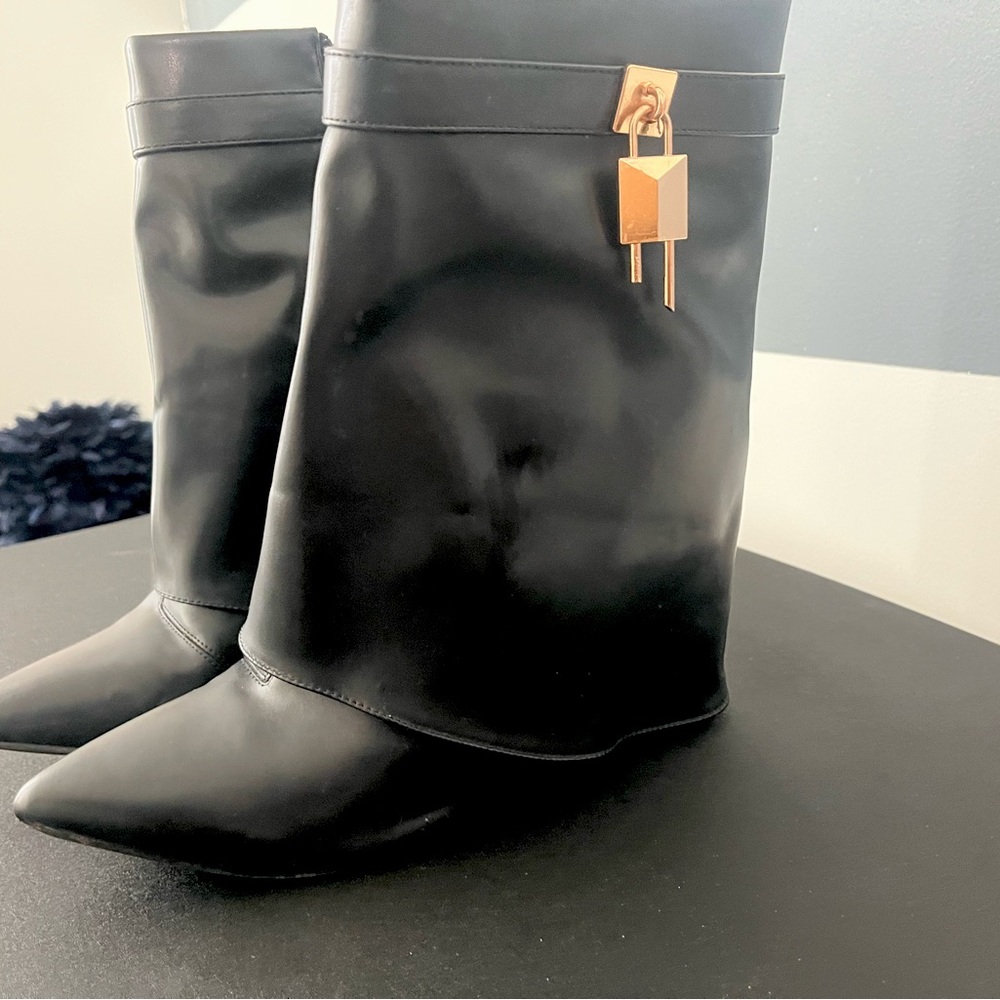 Fashion Nova Black Shark Boots, worn twice.. size 9
